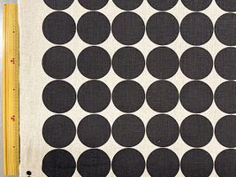 北欧調広幅綿麻キャンバスプリント「ラインナップドット」ブラック