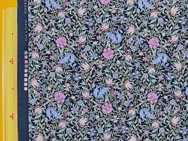 Exclusive Collection コーデュロイプリント「クラシカル・ガーデン」ネイビー地