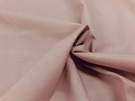 240本打ち込みの高密度80ローン無地スモークピンク