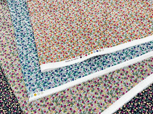 Exclusive Collection 小さな木の実の60ローンプリント