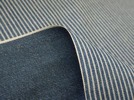 デニム調リバーシブルプリント渋い青