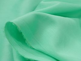 お洋服づくりのための よそいき綿サテンパステルグリーン