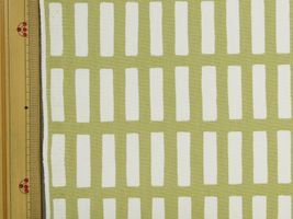 ニュアンスカラーの フレンチオックス（四角）ソフトグリーン