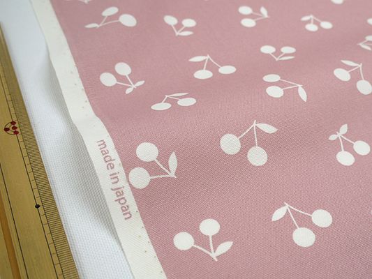 ニュアンスカラーの フレンチオックス「チェリー」