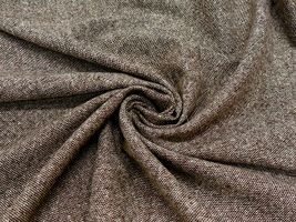 パステルトーンの尾州産ウールツイードブラウン系