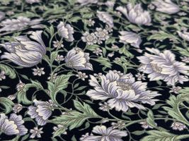 エッセンシャルグレース オックスプリント「モダンフラワーズ」ラベンダー系