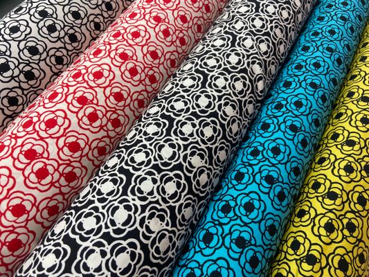 コットンこばやしブロードプリント「小さなくるくるフラワー」