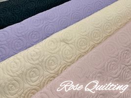 可憐なバラ模様のキルティング「Rose Quilting」_拡大イメージ