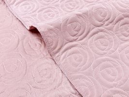 可憐なバラ模様のキルティング「Rose Quilting」_拡大イメージ