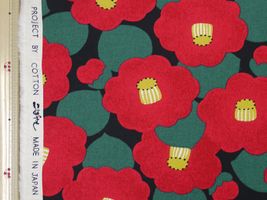 コットンこばやし 椿の綿麻プリント黒地