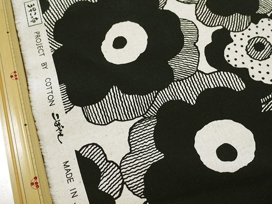 コットンこばやし 北欧調大きめお花の綿麻キャンバス
