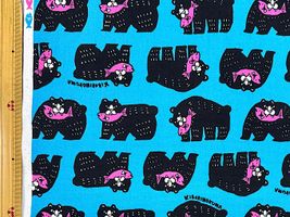 ビビットカラーのオックスプリント「シャケクマ」水色地