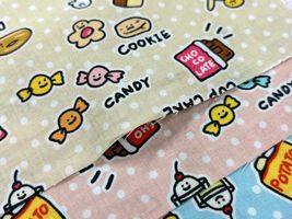 シーチングプリント FOOD YURU「ワイワイおかし柄」_拡大イメージ