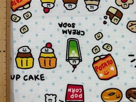 シーチングプリント FOOD YURU「ワイワイおかし柄」ホワイト