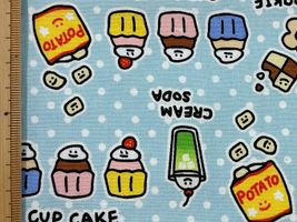 シーチングプリント FOOD YURU「ワイワイおかし柄」ペールブルー