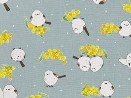 愛らしいシマエナガとミモザのオックスプリントブルーグリーン