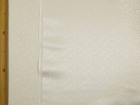 サヤ型ポリエステル ジャガード