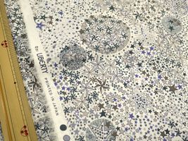 リバティプリントタナローン アデラジャグレー系