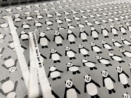 my piece of fabric ブロードプリント「こっちむいてPANDA」_拡大イメージ