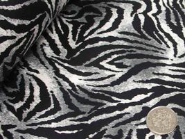 アニマルツイルプリント「トラ柄」グレー