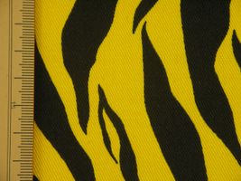 アニマルツイルプリント「かわいいトラ柄」黄