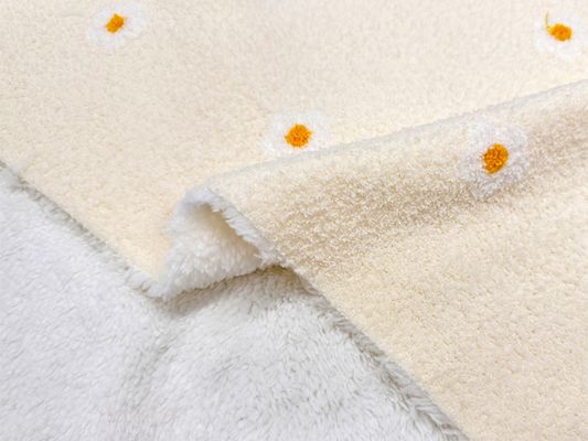 韓国fabric 刺しゅうつき両面ボア「フラワー」