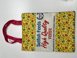 パネルプリント「Lovely Panic Label & Sack」by Selfish M_拡大イメージ