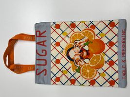 パネルプリント「Lovely Panic Label & Sack」by Selfish M_拡大イメージ