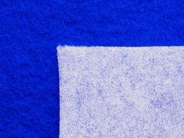 厚さ約1ミリの薄手キルト綿白