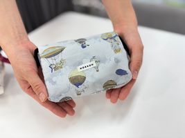 my piece of fabric 60ローンプリント「ゆらゆら気球サーカス」_拡大イメージ
