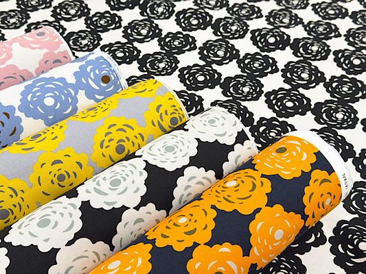 コットンこばやしツイルプリント「咲いたばら」
