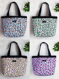 綿麻キャンバスプリント「BIG NEON LEOPARD」_拡大イメージ