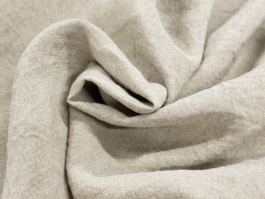 倉敷で丹念に洗いをかけた近江産広幅リネンクロス