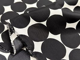 北欧調ナイロンオックスプリント「連なるドット」_拡大イメージ