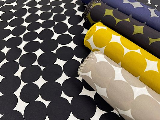 北欧調ナイロンオックスプリント「連なるドット」