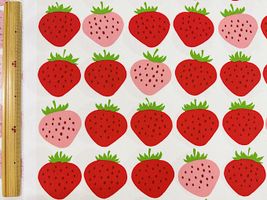 北欧調オックスプリント「Mansikat rivissä」ピンク系