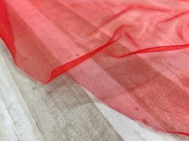 約188cm幅のシャイニートリコットハーフ無地レッド