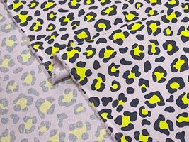 綿麻キャンバスプリント「BIG NEON LEOPARD」ピンク系