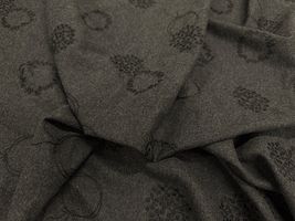 北欧調コットン杢ビエラ刺しゅう「リース」チャコールグレー