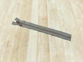 ■お取り寄せ商品■20cm玉付きゴールドファスナーダークグレー×アンティークゴールド