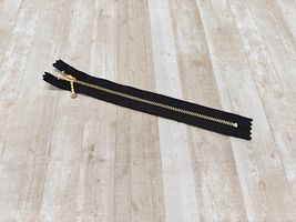 ■お取り寄せ商品■20cm玉付きゴールドファスナーブラック