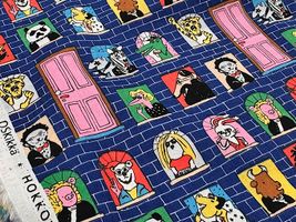 【現品限り特価】my piece of fabric 60ローンプリント「アニマルスター・アパートメント」ネイビー