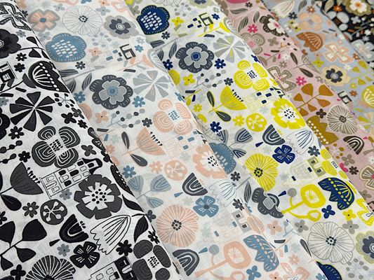 Nordicスケアープリント「花とおうち」