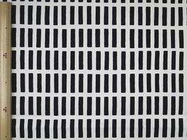 オックスプリント「北欧調の四角」ホワイト×黒四角