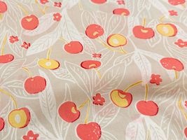 【現品限り特価】my piece of fabric さくらんぼの60ローンプリントライトベージュ