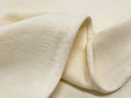 【現品限り特価】170cm幅のしっかりした国産裏起毛アイボリーニット_拡大イメージ