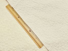 大塚屋オリジナル 可愛いリボンのキルティングアイボリー