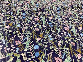 【現品限り特価】Exclusive Collection オーガニックコットンの花柄ローンプリント_拡大イメージ