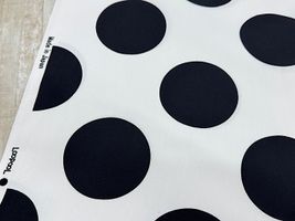 LOOPOOL はみだすドットのオックスプリント白地×黒水玉