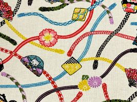 粋なスケアープリント「猫のご挨拶〜帯ひもと帯どめを添えて〜」_拡大イメージ